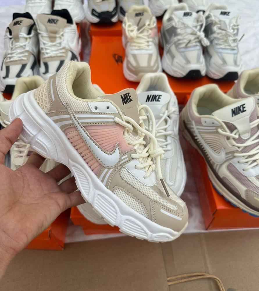 سنيكرز نايكي دانك لو - الصورة 5