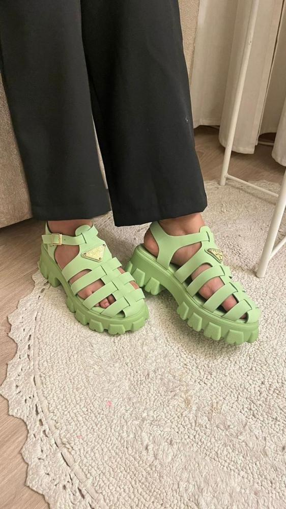 صندل برادا مونوكروم - الصورة 3