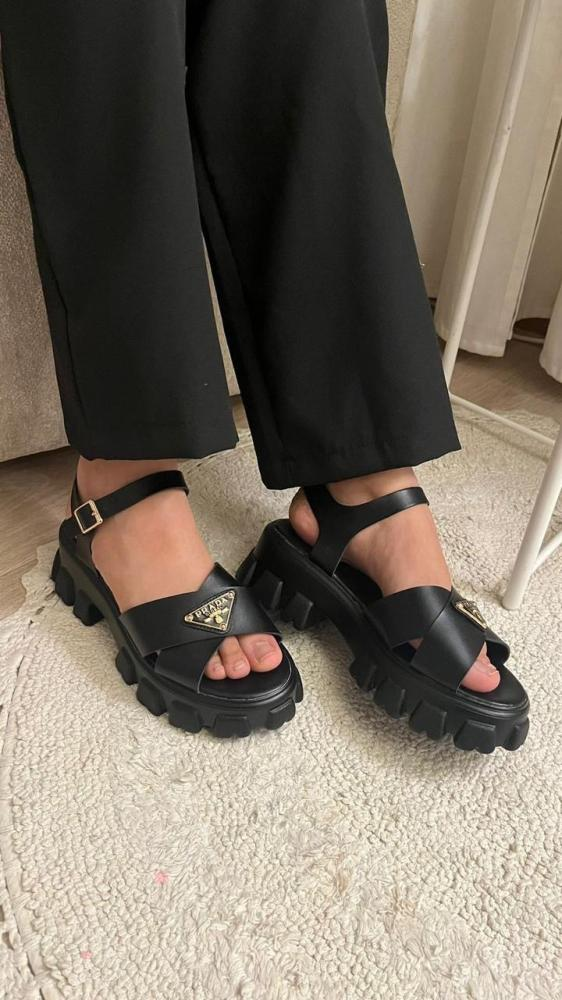 صندل برادا مونوكروم - الصورة 6