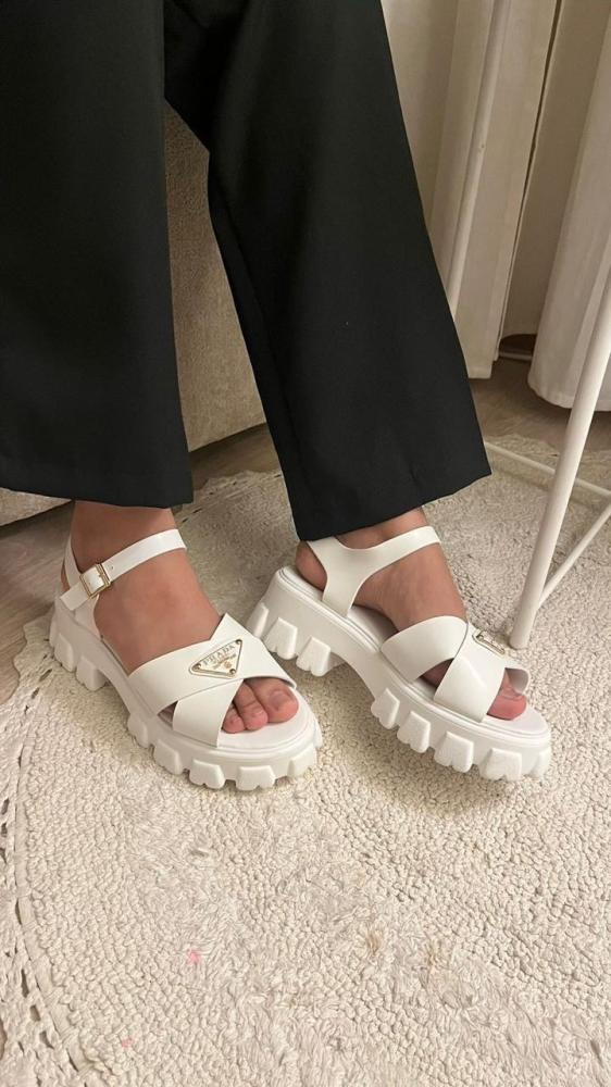 صندل برادا مونوكروم - الصورة 11