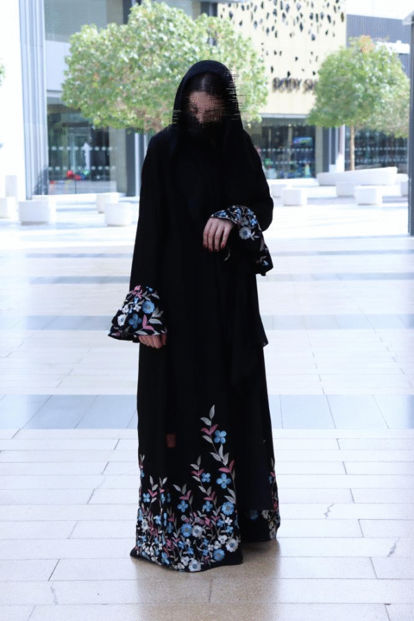 ⁦عباية ترف⁩ - الصورة ⁦4⁩