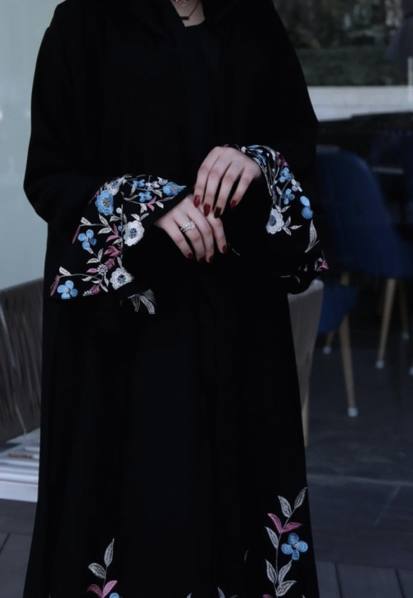 ⁦عباية ترف⁩ - الصورة ⁦5⁩
